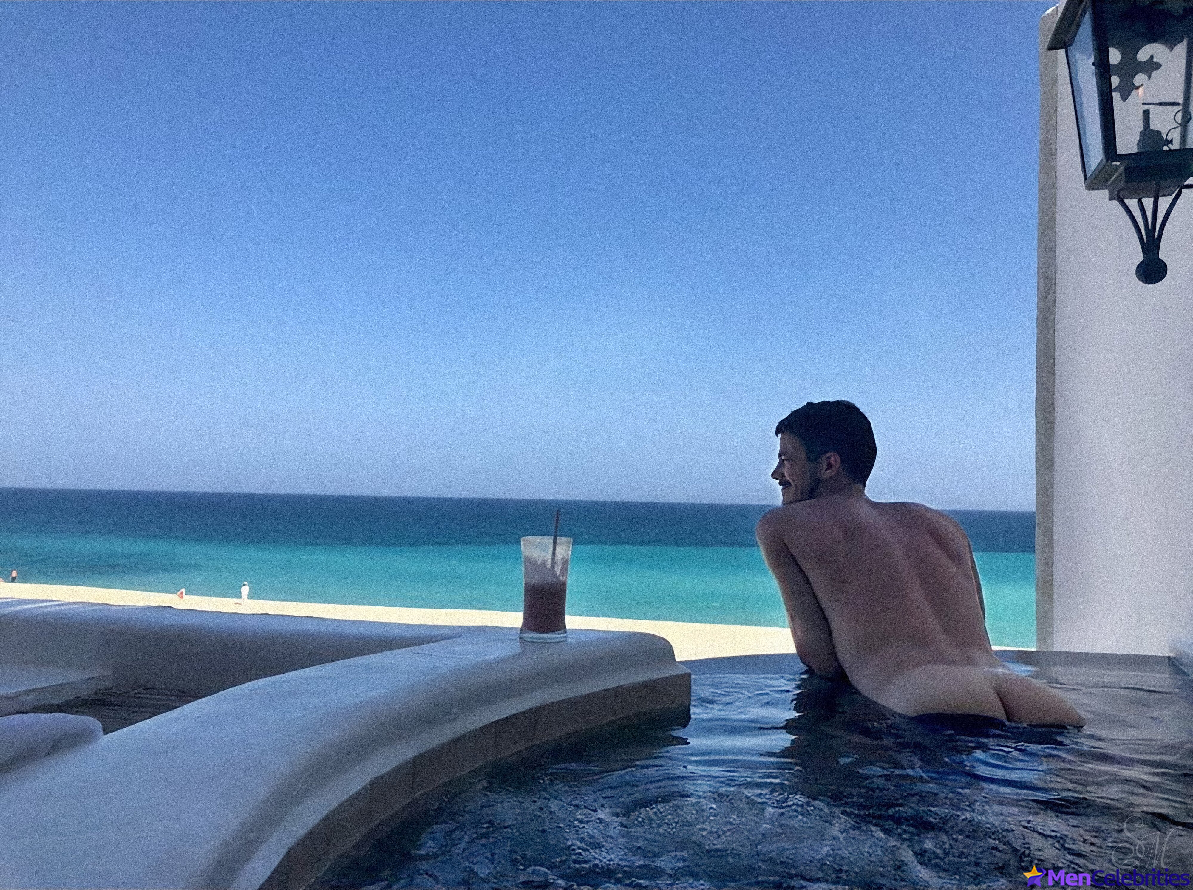 Grant Gustin nude and cock bulge pics