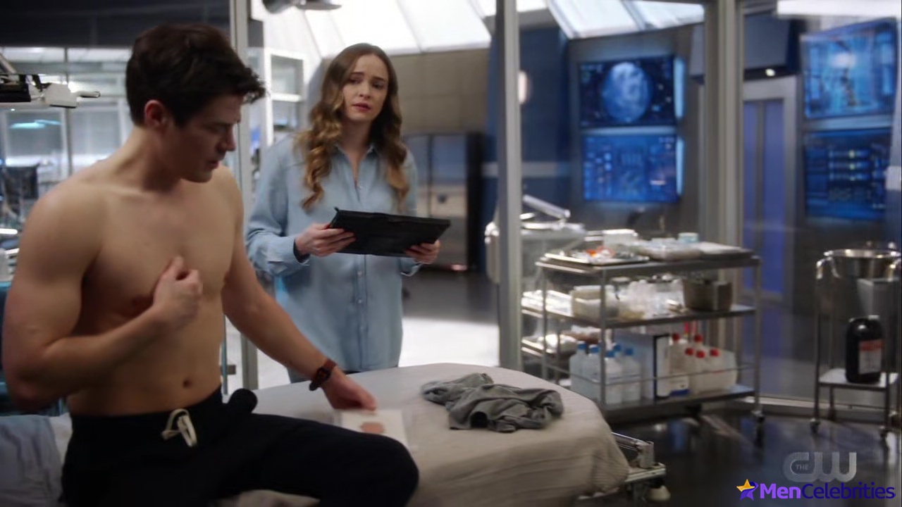 Grant Gustin shirtless and sexy in The Flash