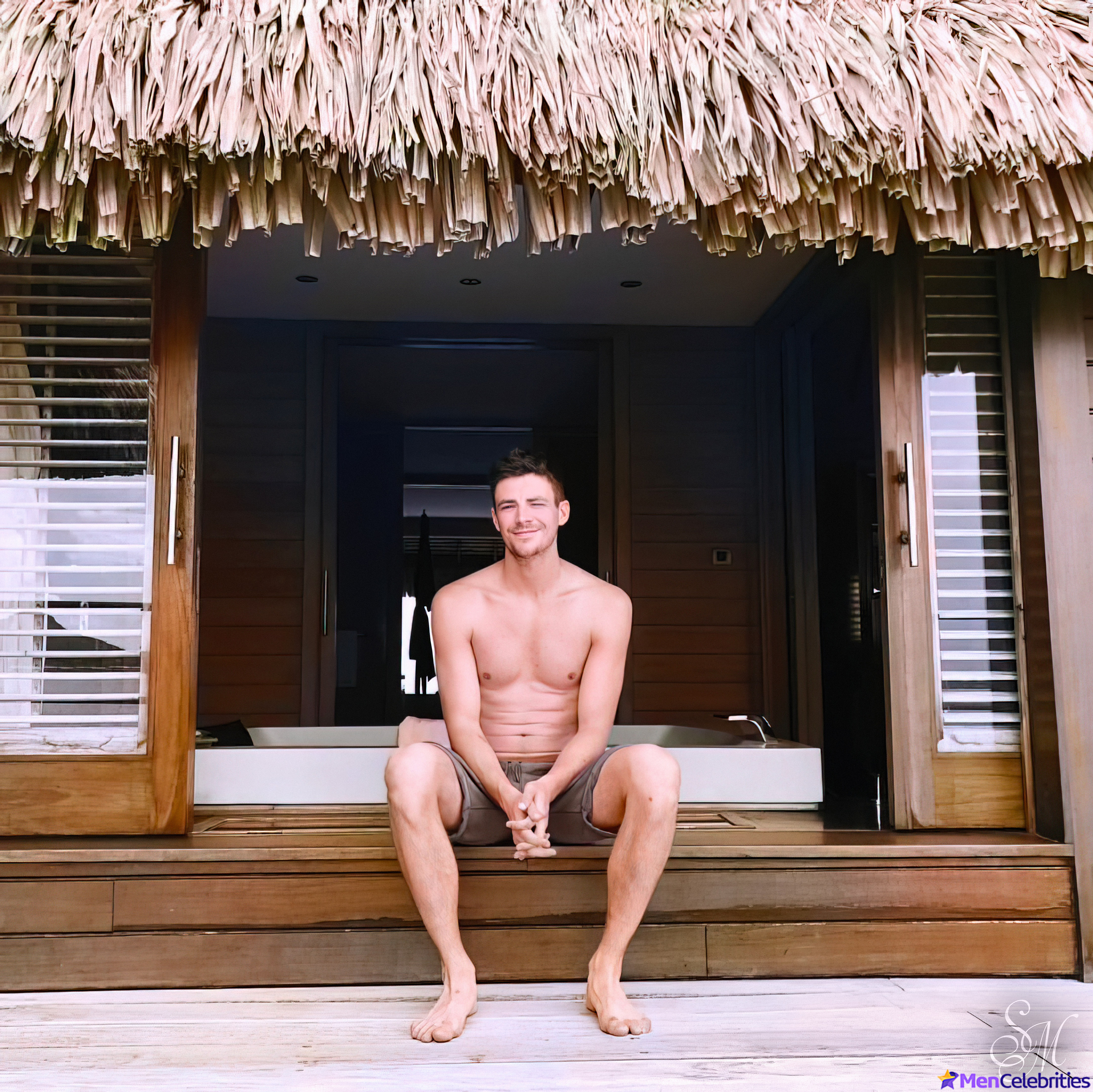 Grant Gustin nude and cock bulge pics