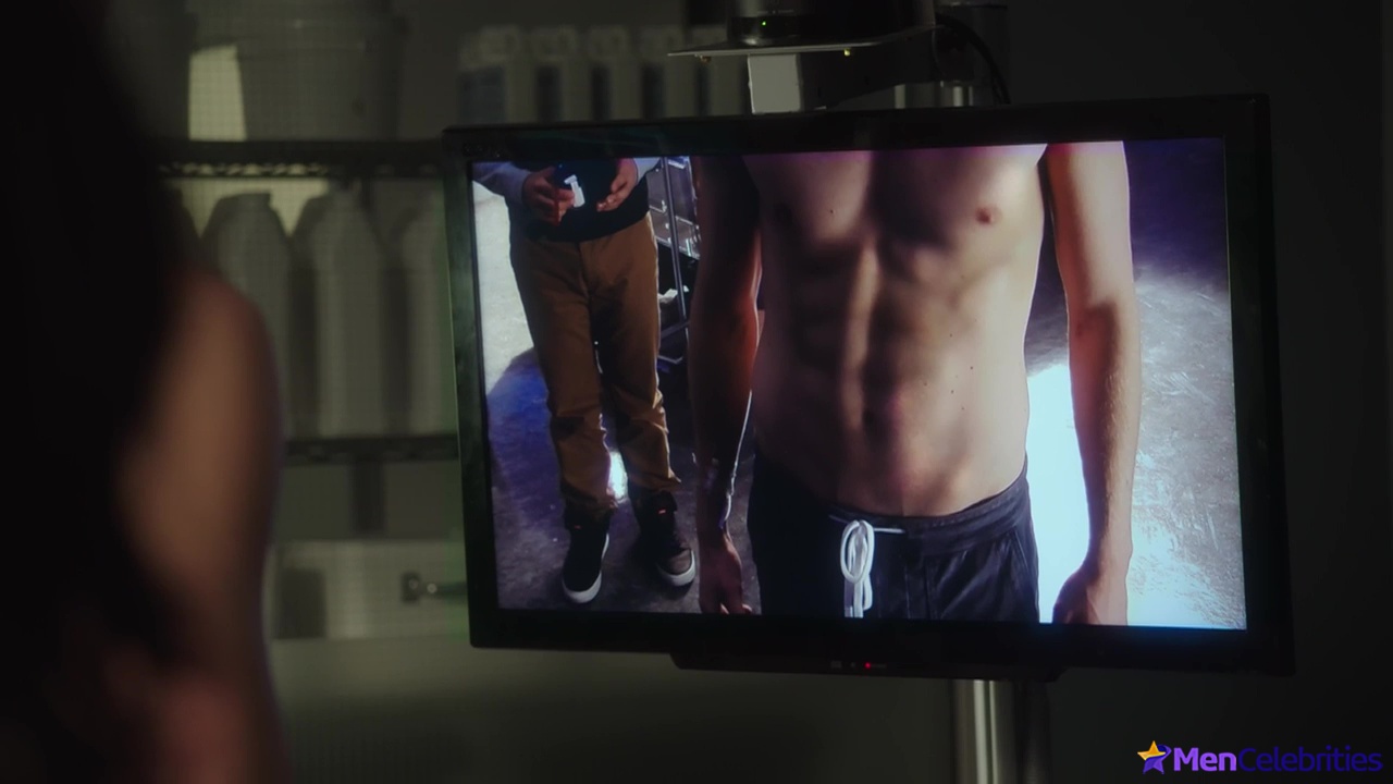 Grant Gustin shirtless and sexy in The Flash