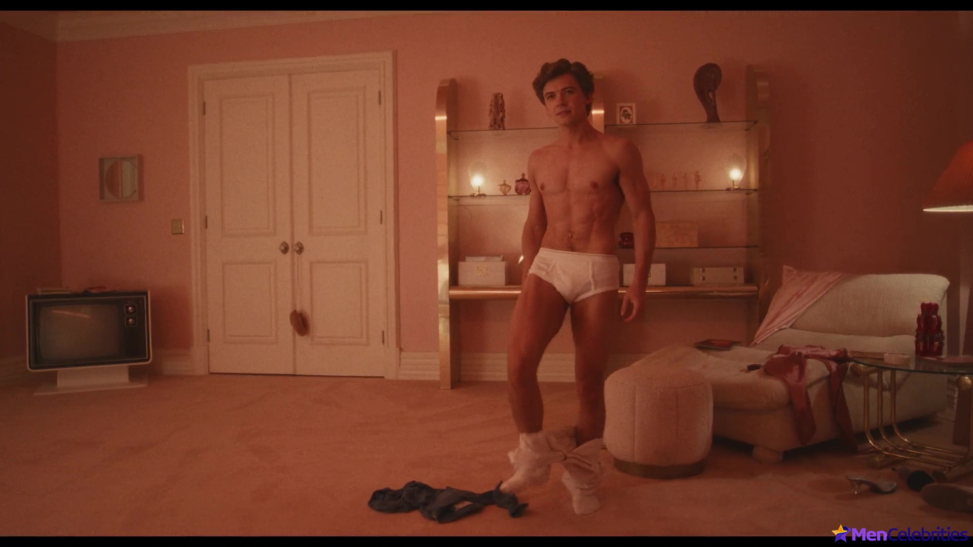 Igby Rigney nude and gay sex scenes in The Shards