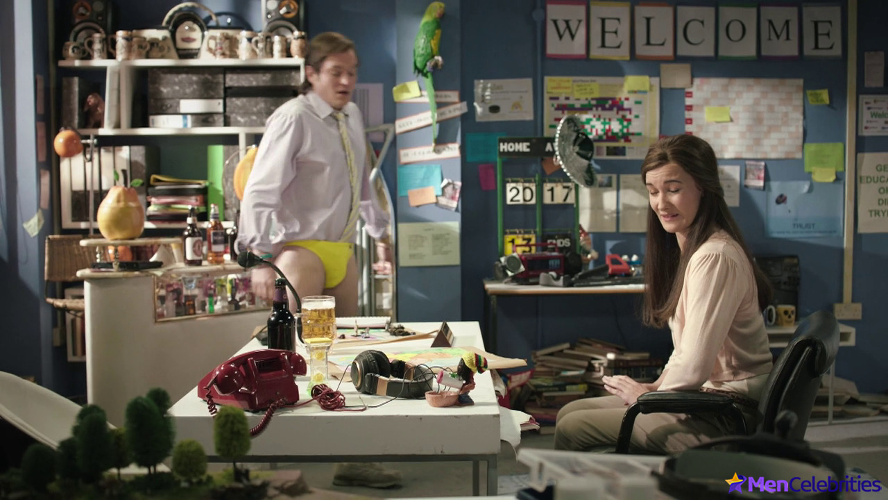 Jack Whitehall nudes in Bad Education