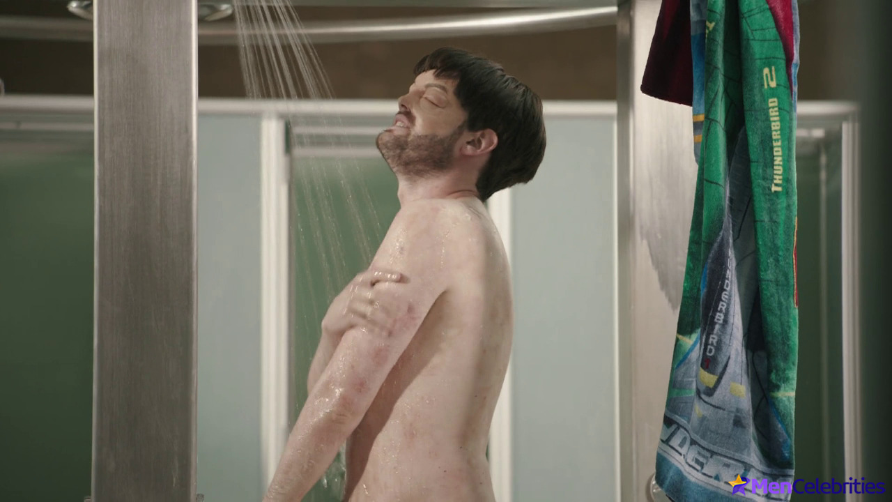 Jack Whitehall nudes in Bad Education
