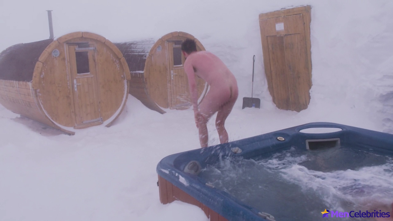Jack Whitehall nude in Travels With My Father
