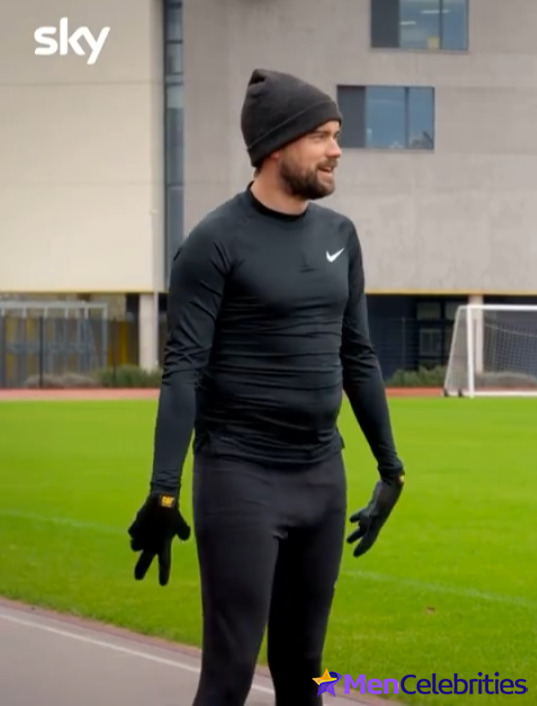 Jack Whitehall nude and penis bulge pics