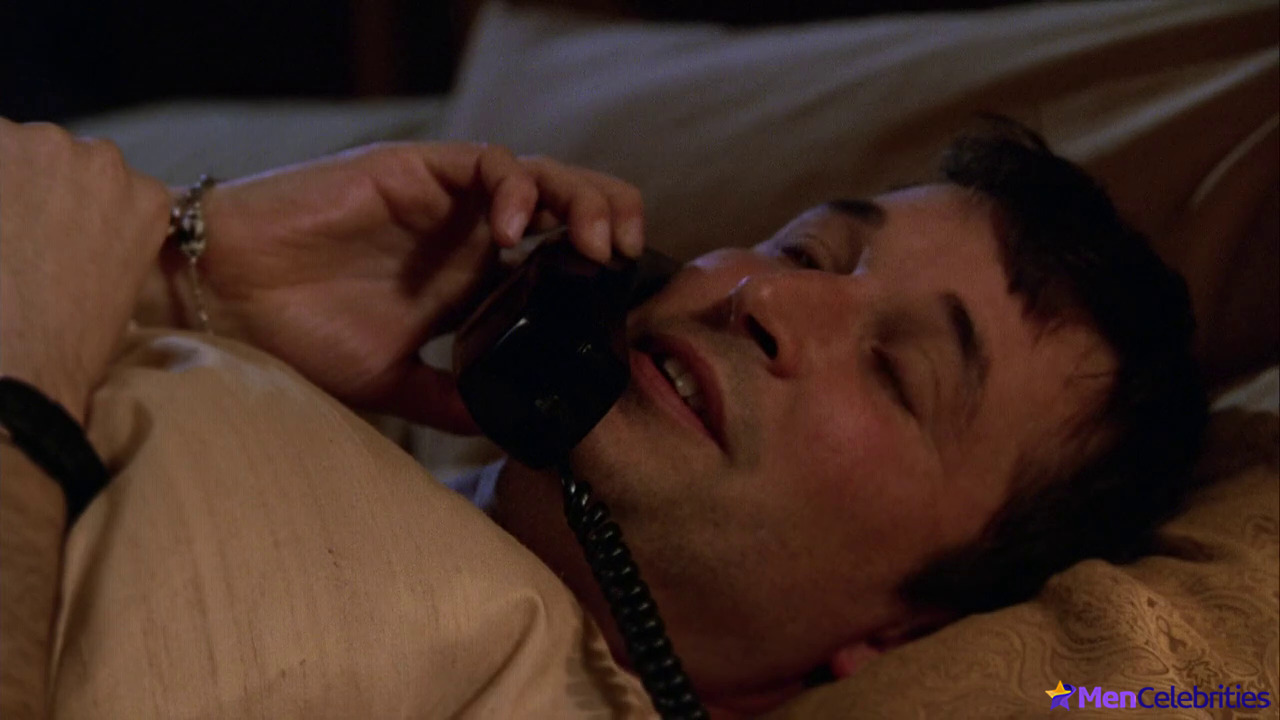 Noah Wyle nude and sex scenes in ER