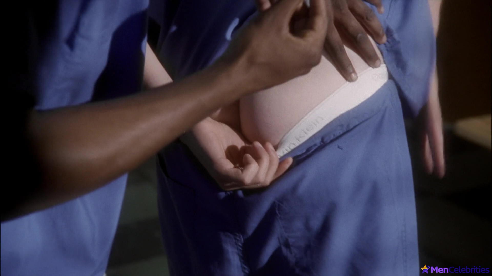 Noah Wyle nude and sex scenes in ER