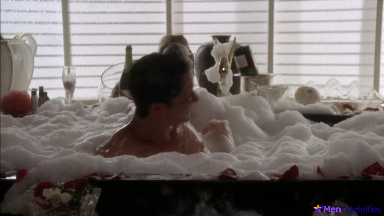 Noah Wyle nude and sex scenes in ER