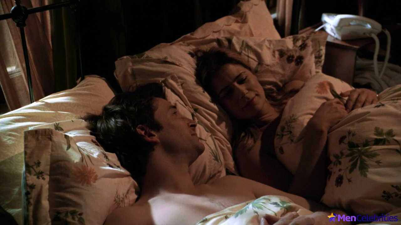 Noah Wyle nude and sex scenes in ER