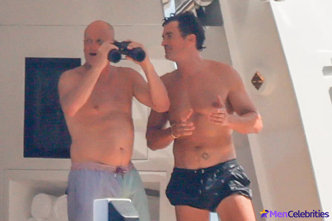 Orlando Blooms Shirtless Yacht Day with Woody Harrelson