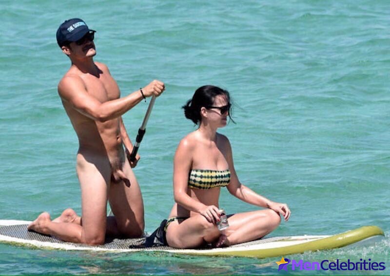 Orlando Bloom frontal nude pics