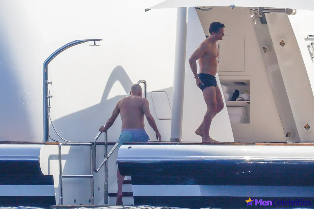 Orlando Blooms Shirtless Yacht Day with Woody Harrelson