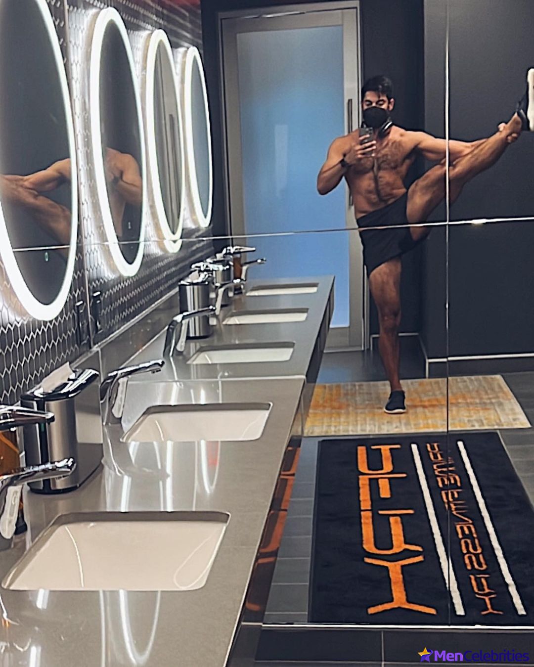 Sachin Bhatt shirtless and dick bulge photos