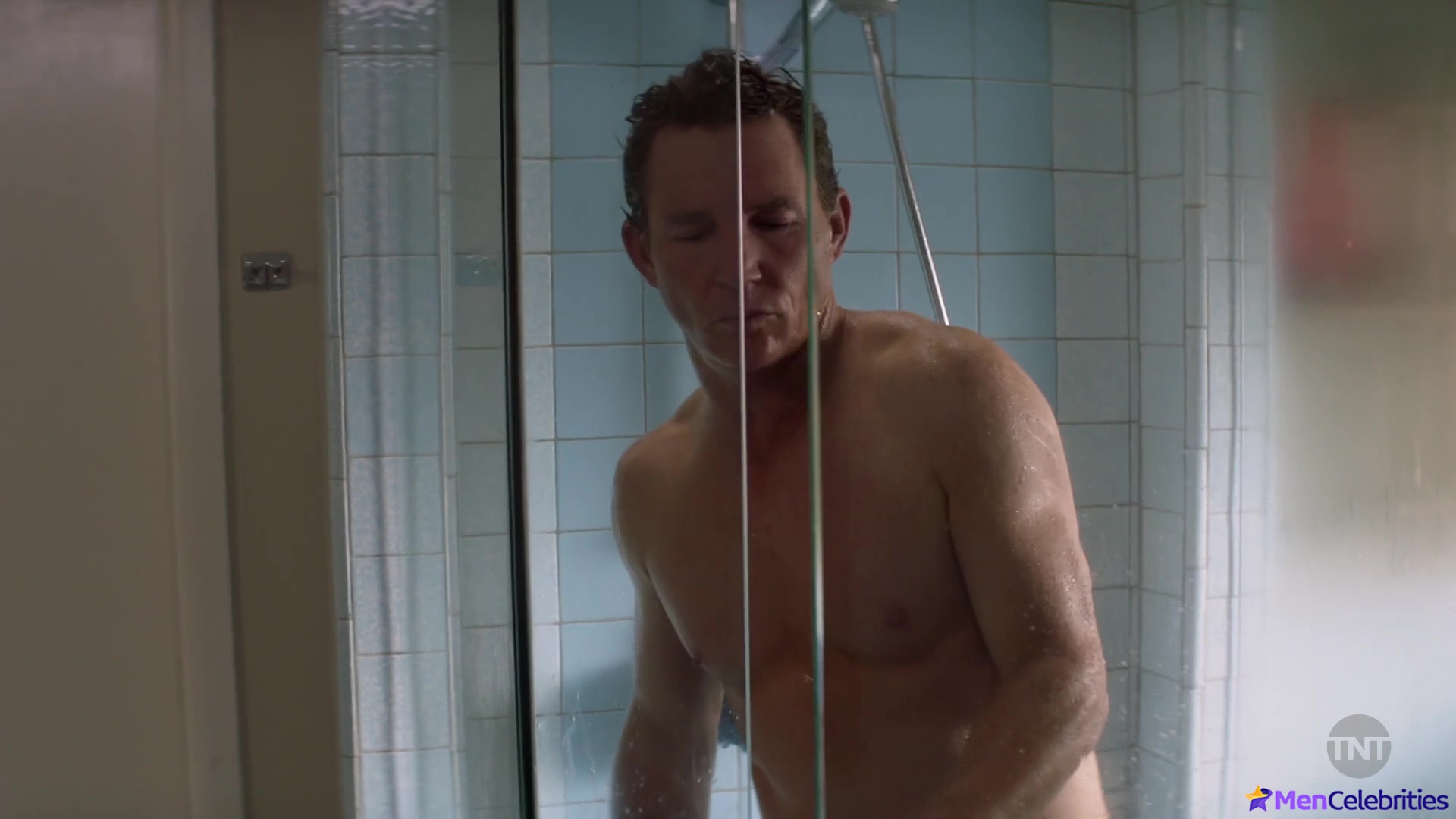 Shawn Hatosy nude in Animal Kingdom