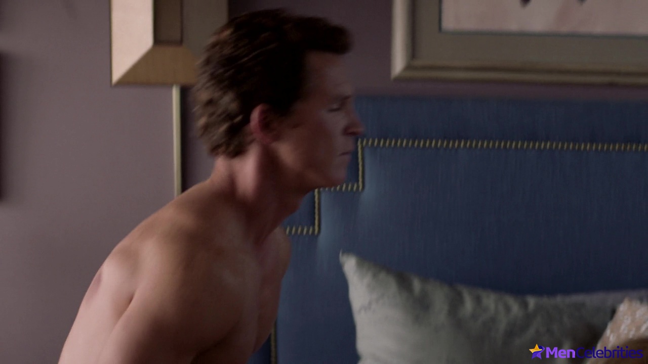 Shawn Hatosy nude in Animal Kingdom