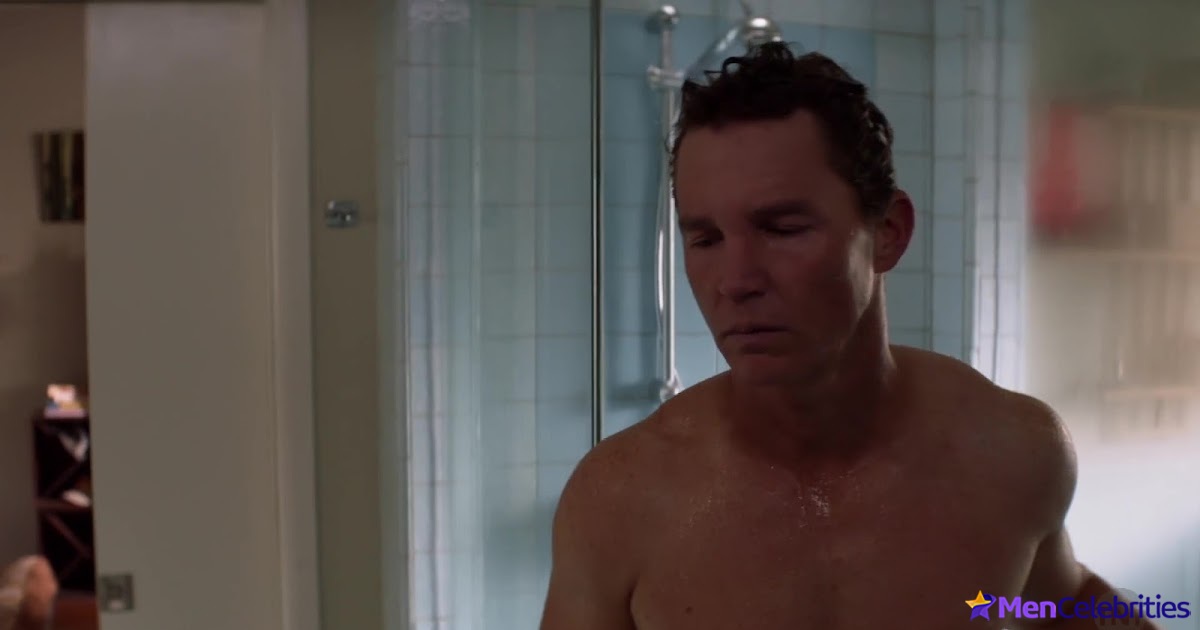 Shawn Hatosy nude in Animal Kingdom