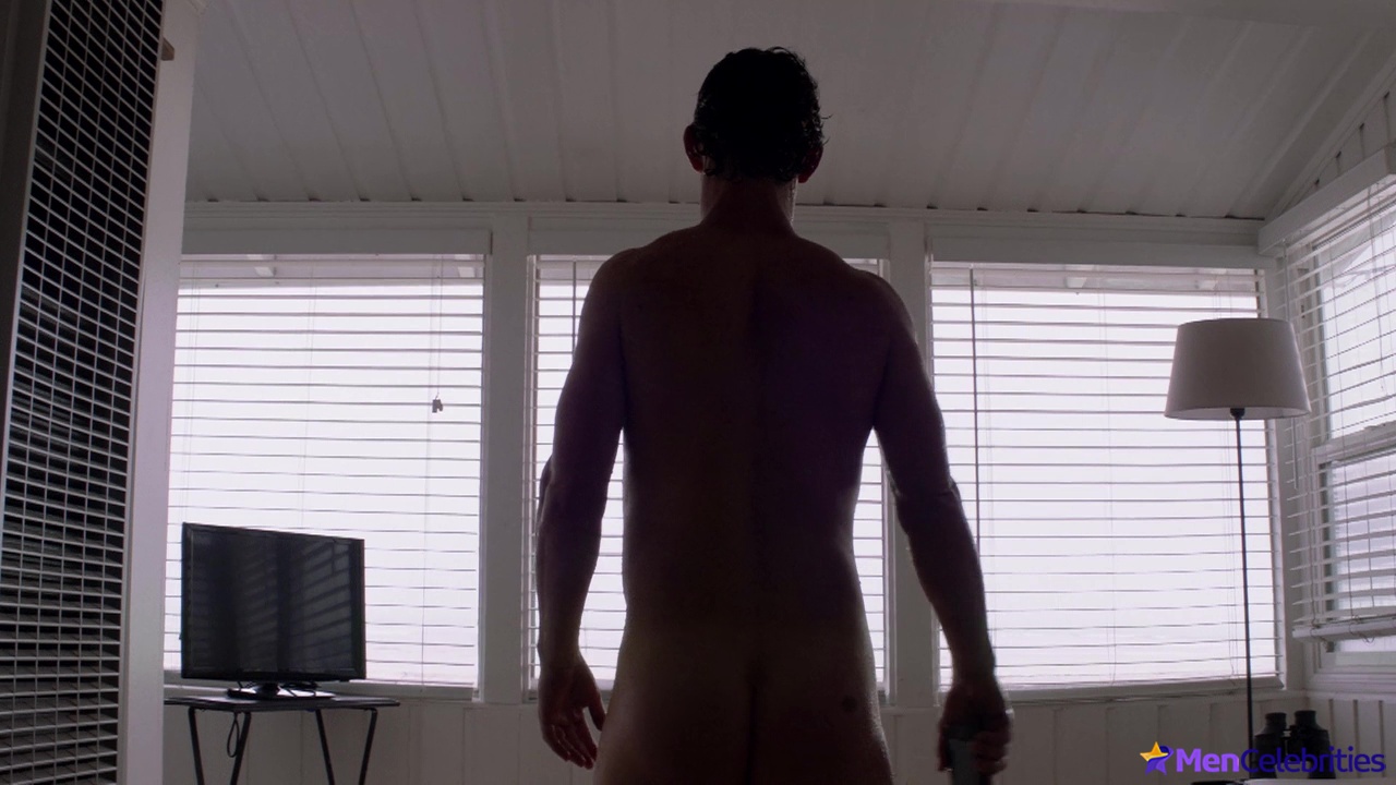 Shawn Hatosy nude in Animal Kingdom
