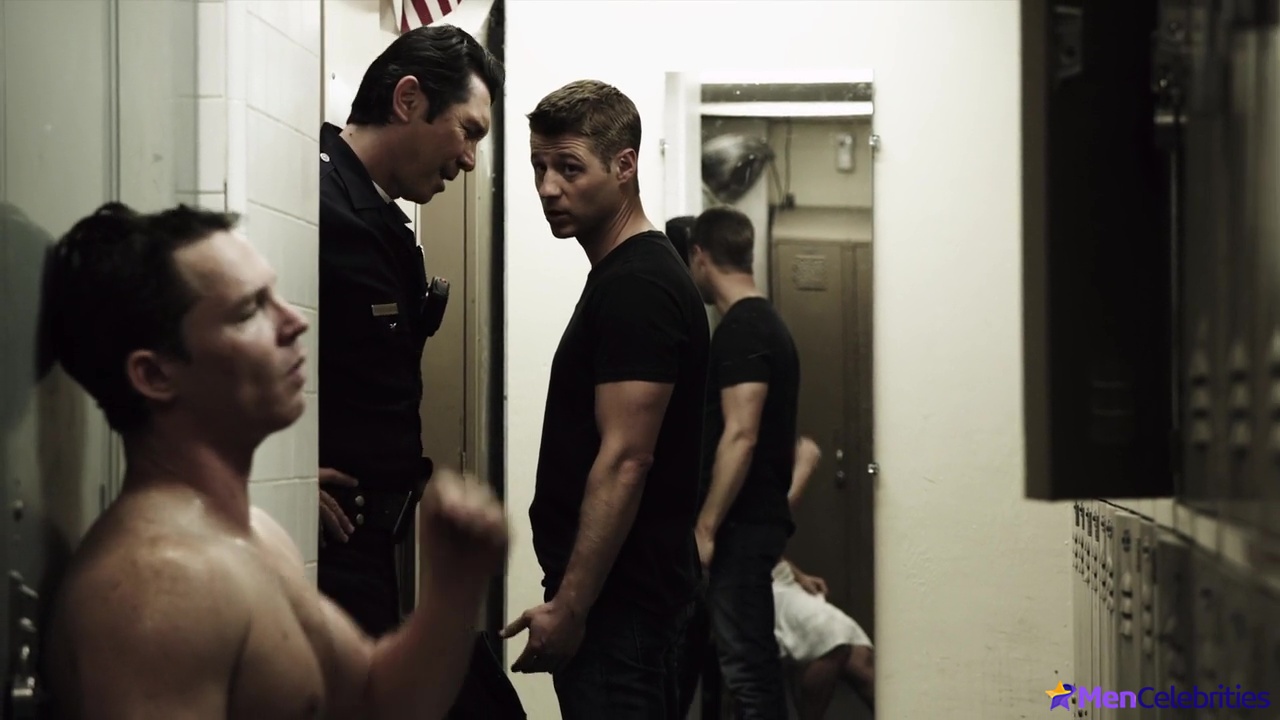 Shawn Hatosy nude in Southland