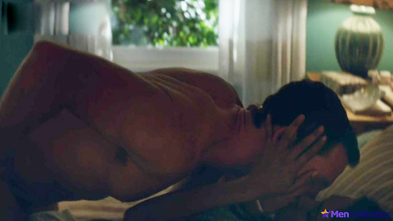 Shawn Hatosy nude and sex scenes