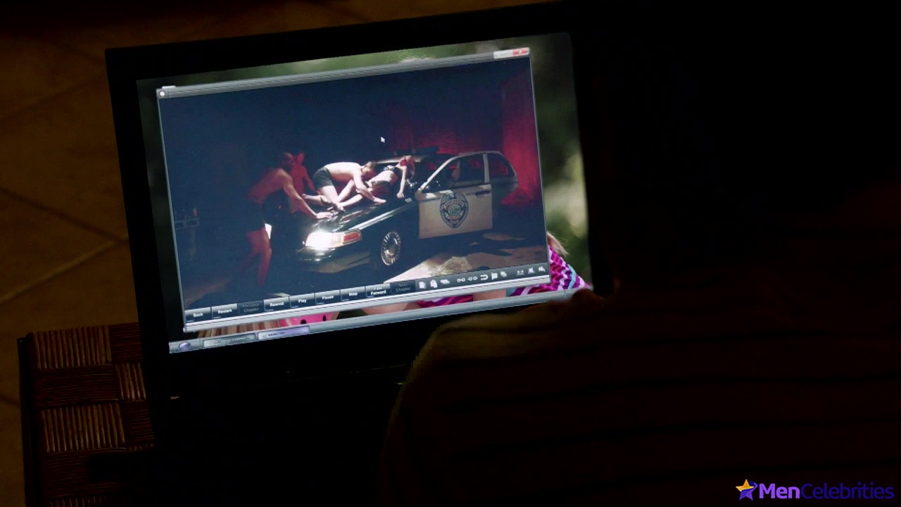Shawn Hatosy shirtless in Reckless
