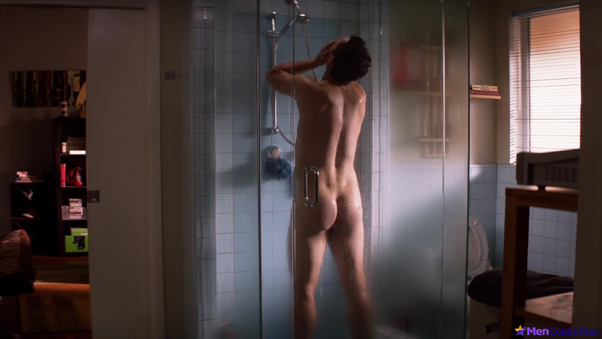 Shawn Hatosy nude in Animal Kingdom