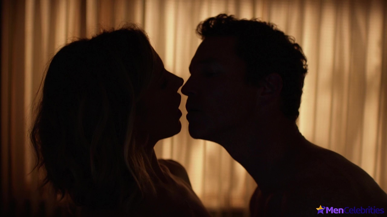 Shawn Hatosy nude in Animal Kingdom