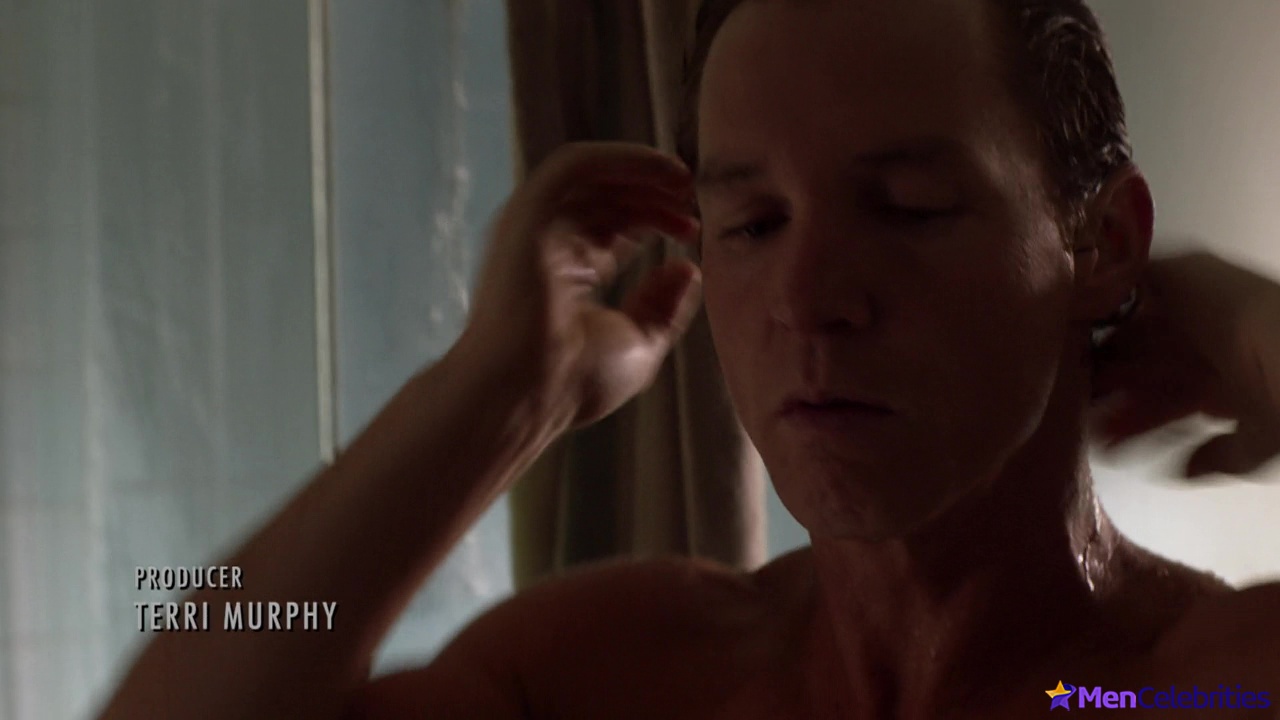 Shawn Hatosy nude in Animal Kingdom