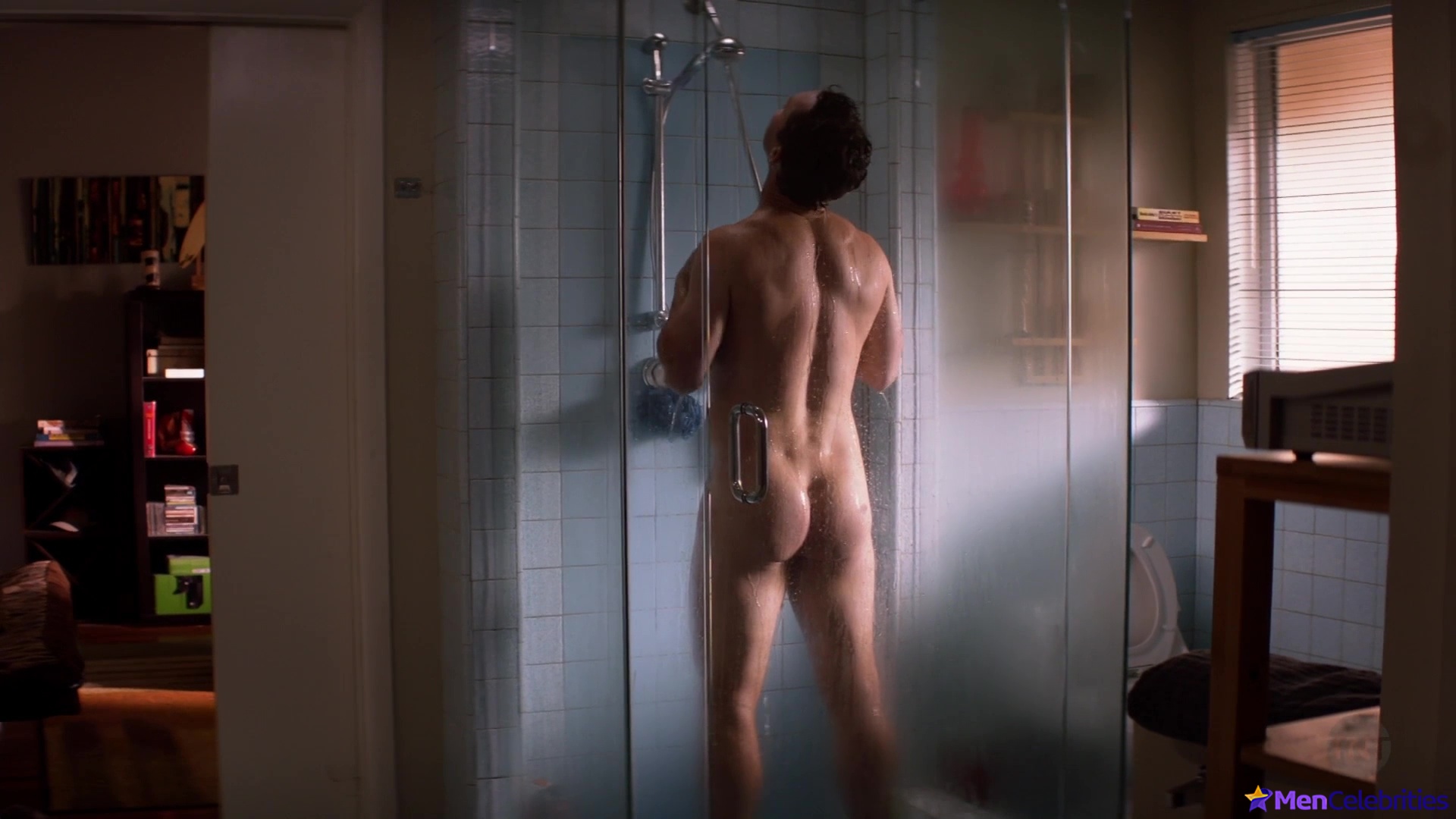 Shawn Hatosy nude in Animal Kingdom