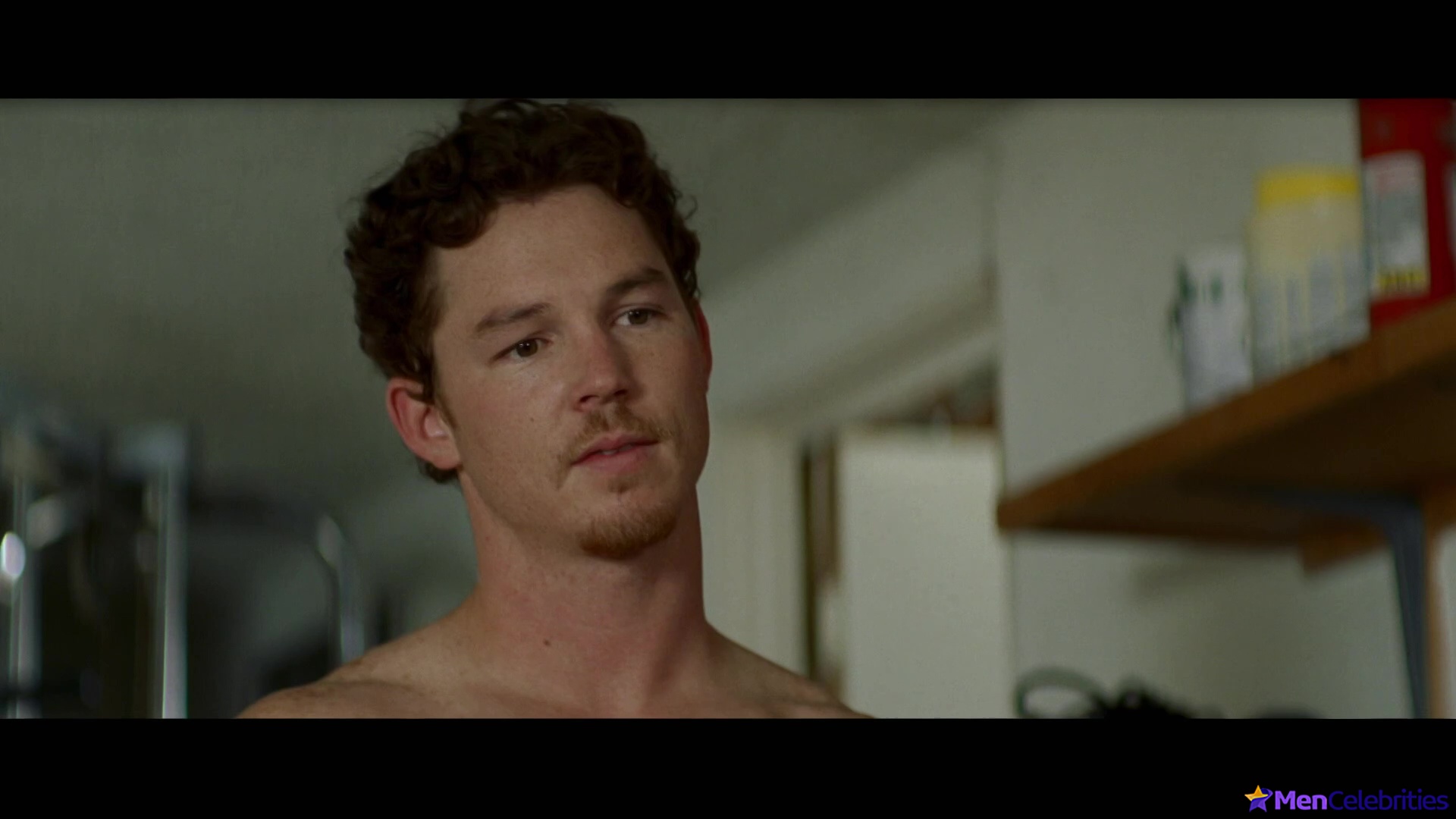 Shawn Hatosy shirtless in Alpha Dog