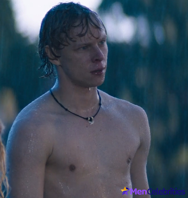 Stacy Clausen nude and gay sex scenes