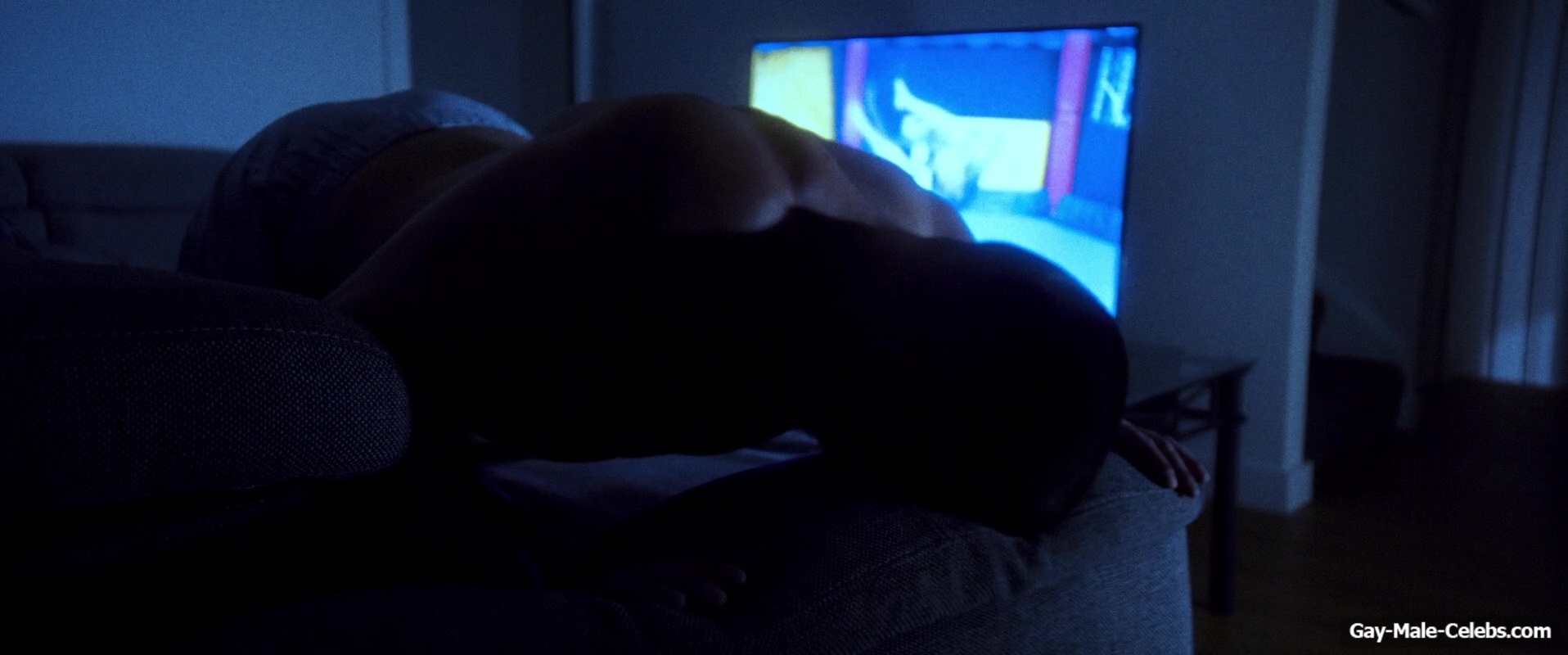 Tim Pocock Nude And Jerk Off Scenes in Body Blow