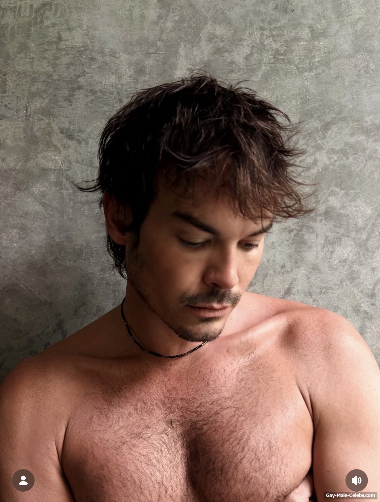Tyler Blackburn Cut Cock Slip and Nude Photos