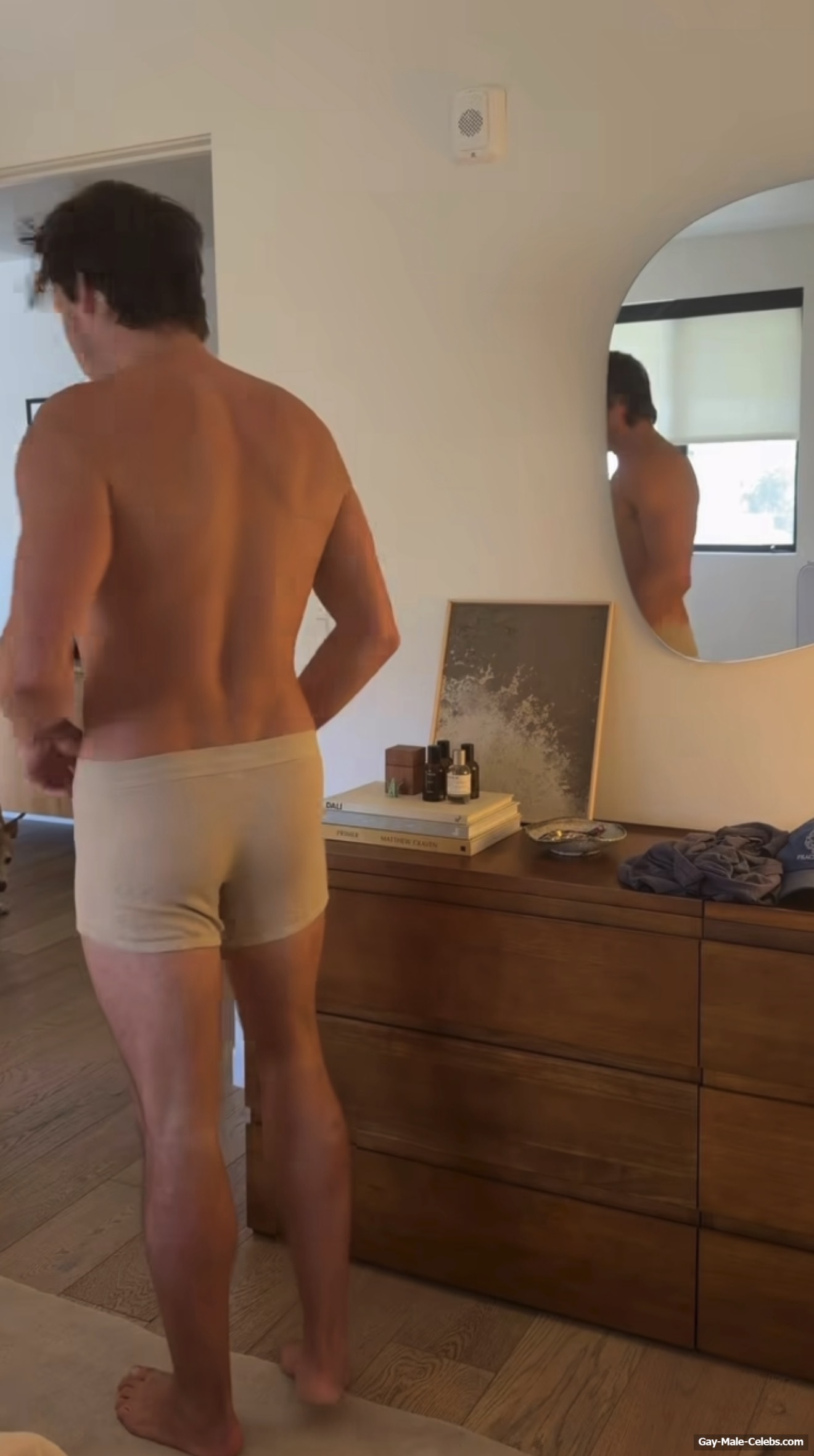 Tyler Blackburn Cut Cock Slip and Nude Photos
