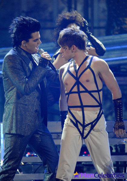 Adam Lambert hot gay kiss moments