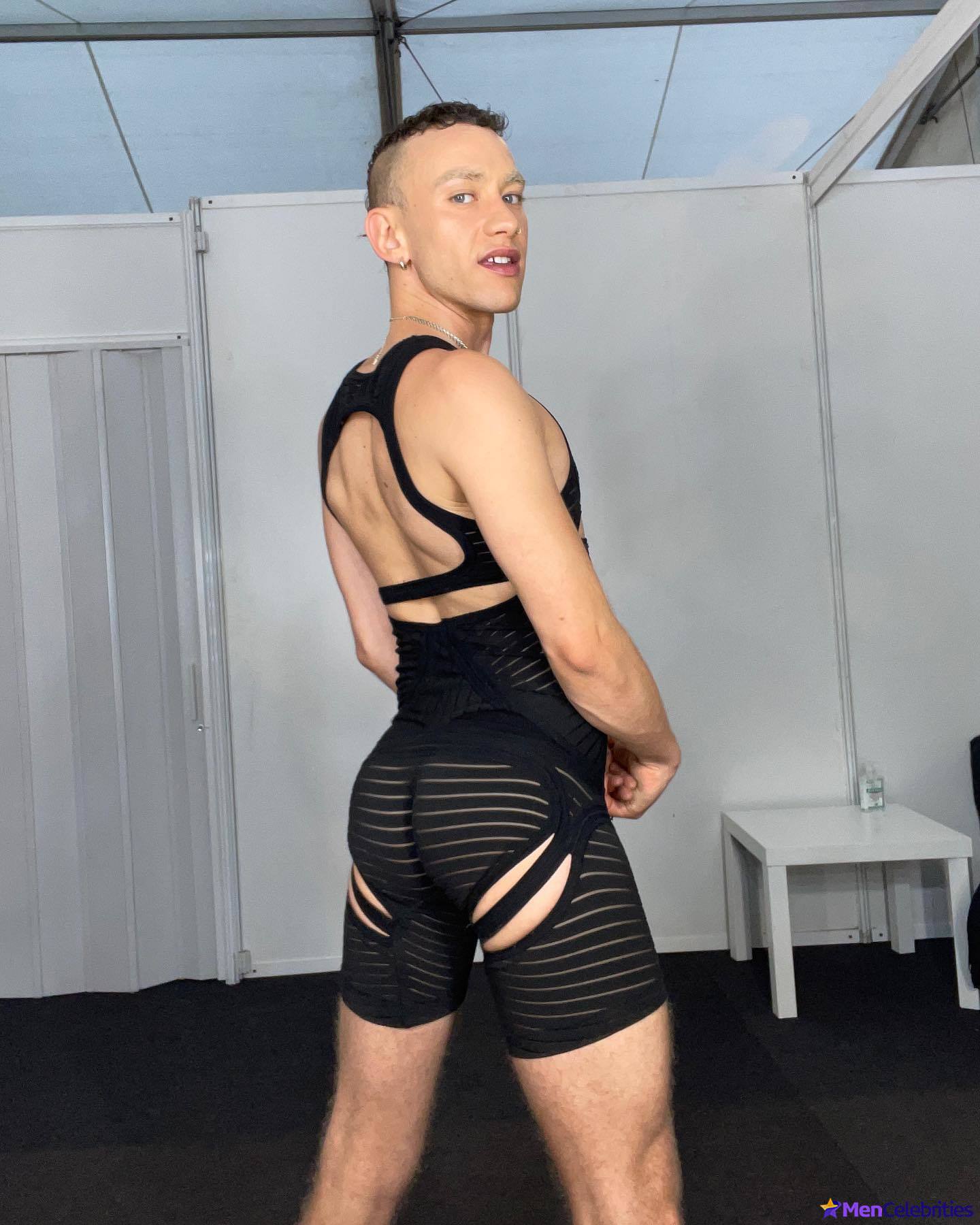 Olly Alexander nude and sexy pics