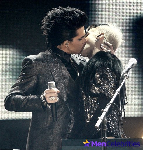 Adam Lambert hot gay kiss moments