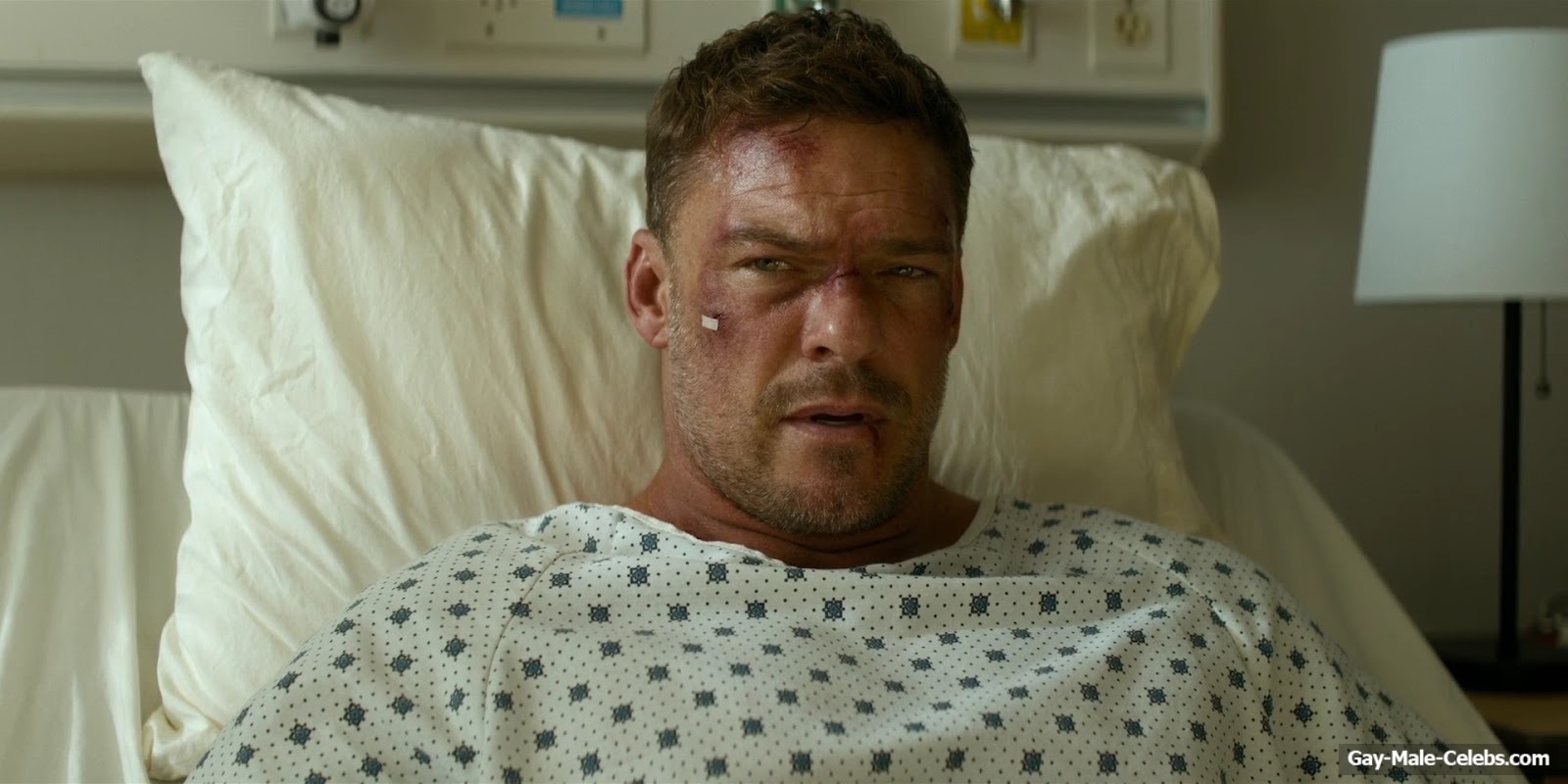Alan Ritchson Exposed Bare Ass in Reacher