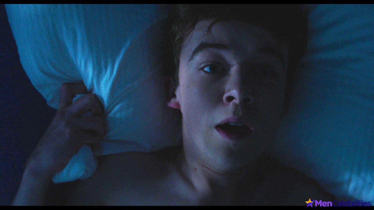 Alex Lawther nude penis and gay scenes