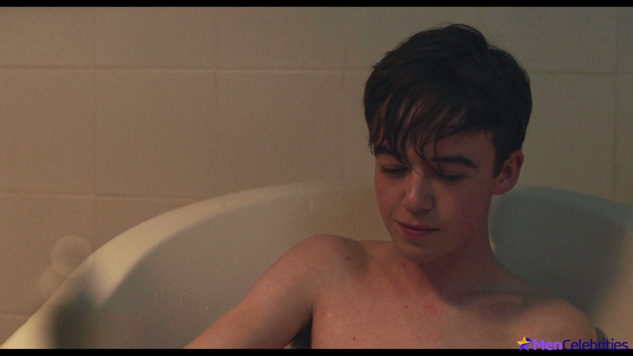 Alex Lawther nude penis and gay scenes
