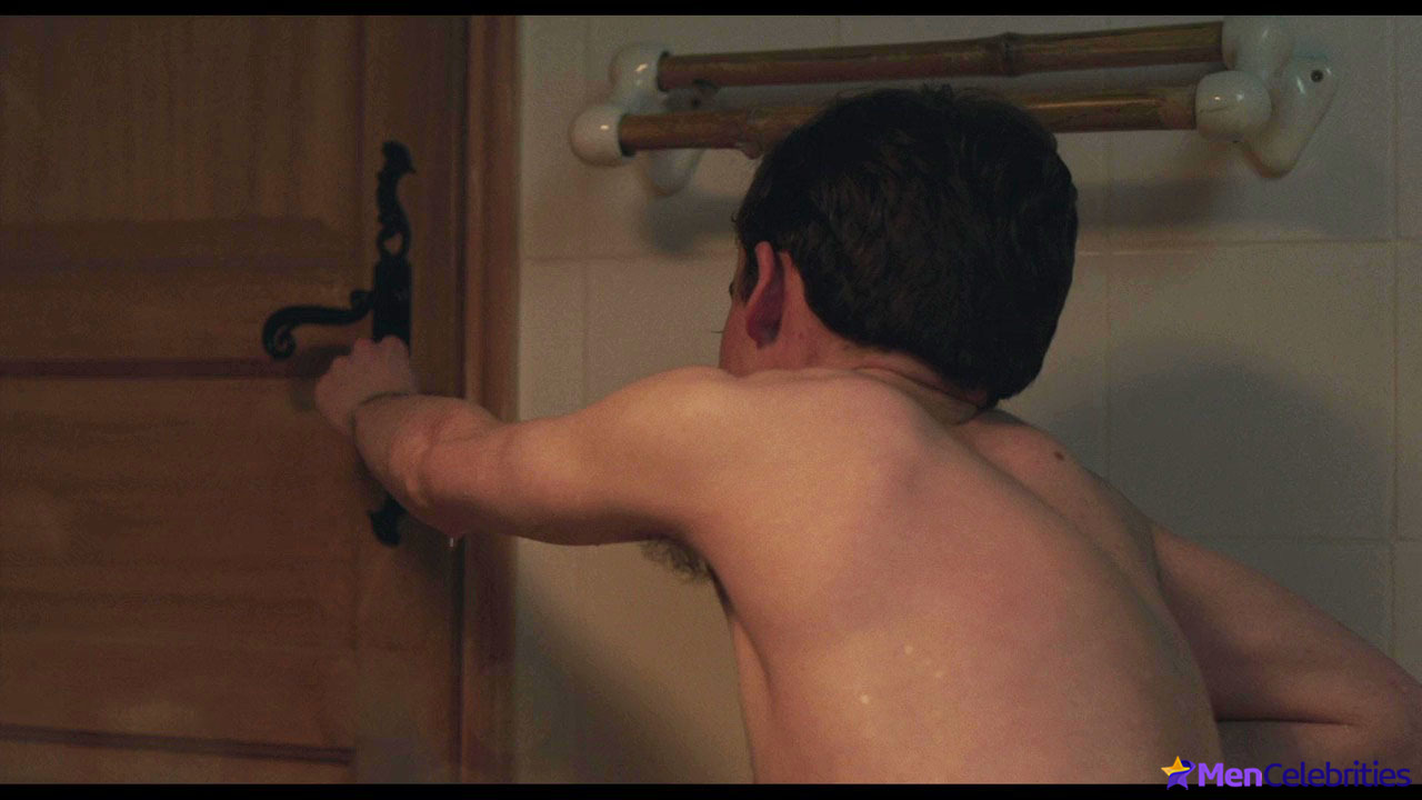 Alex Lawther nude penis and gay scenes