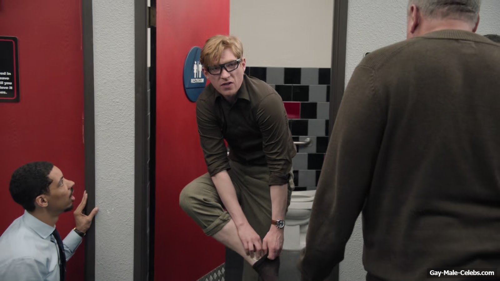 Domhnall Gleeson Bare Butt Scenes in The Paper