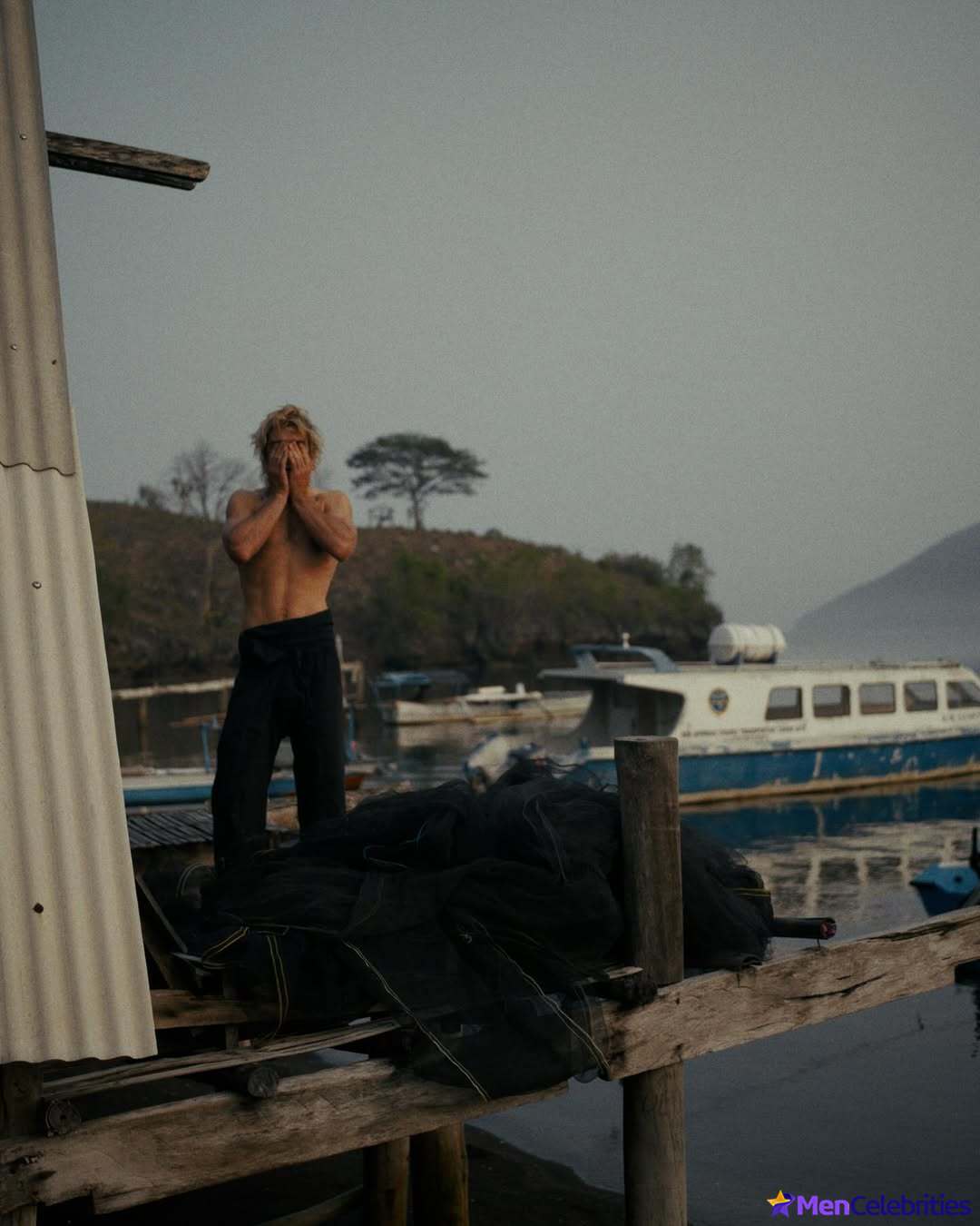 Jackson Gallagher shirtless and sexy photos