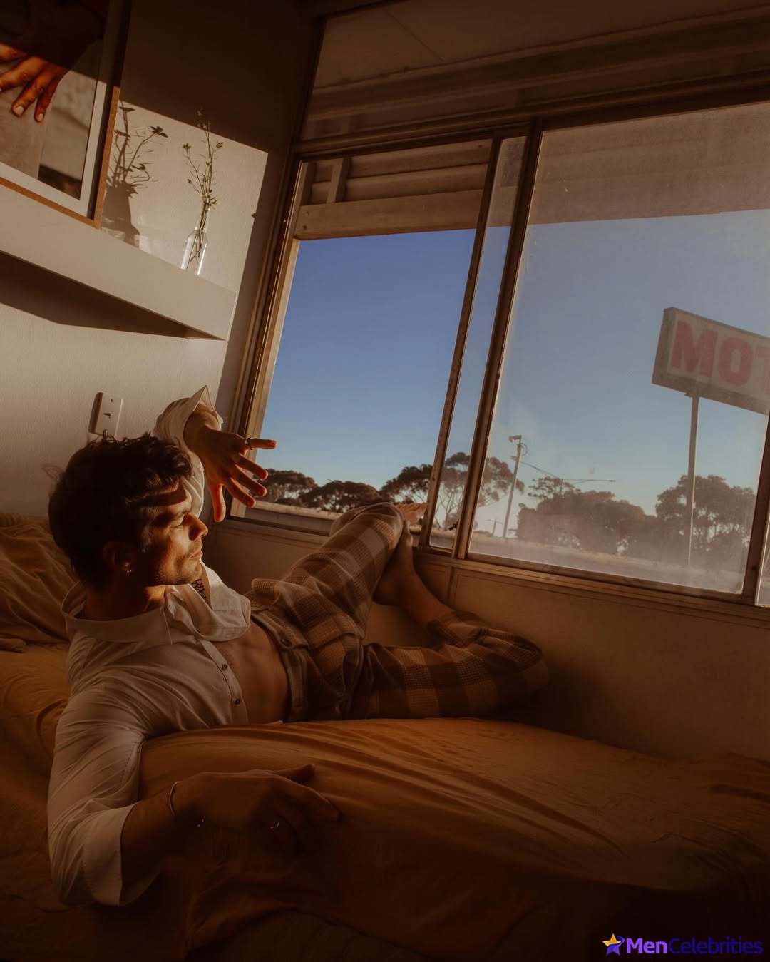 Jackson Gallagher shirtless and sexy photos