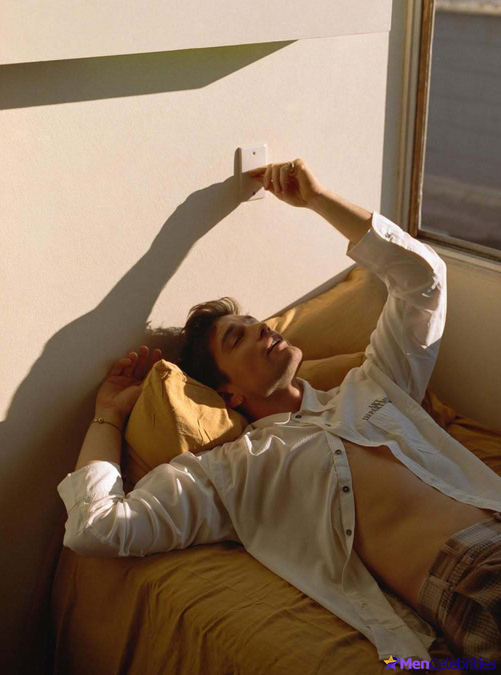Jackson Gallagher shirtless and sexy photos