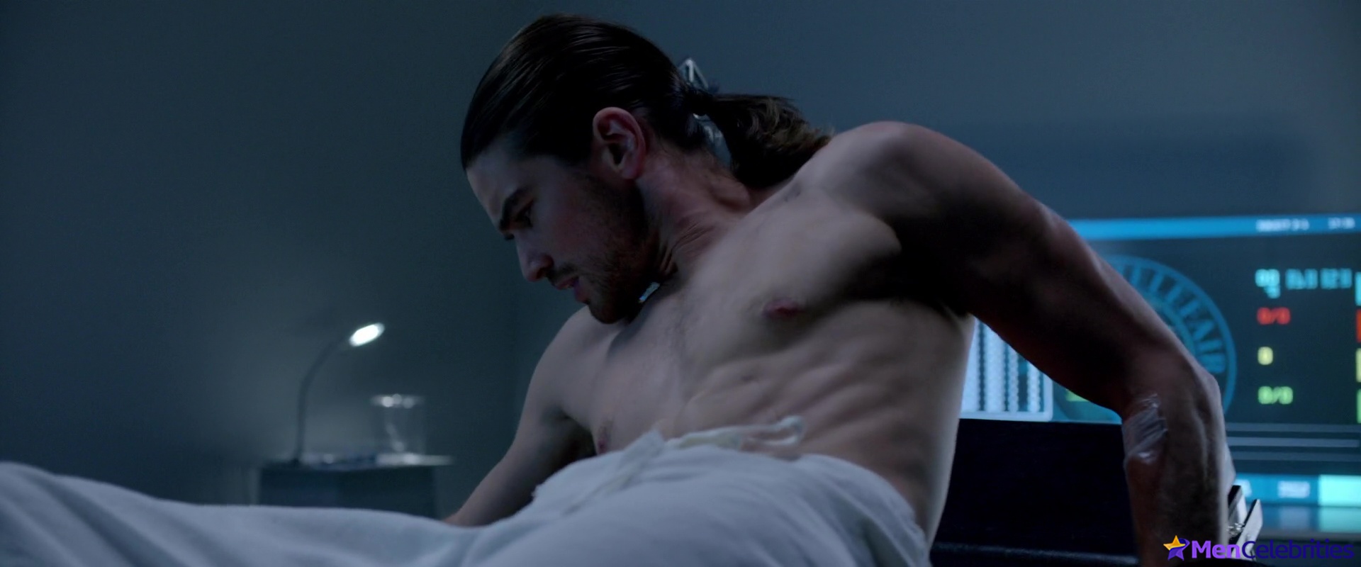 Jackson Gallagher nudity in The Wheel