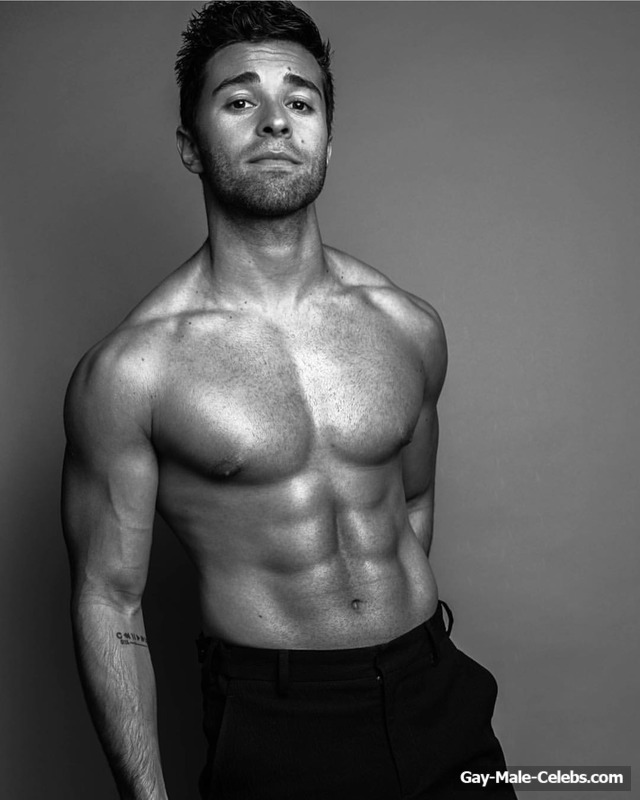 Jake Miller Nude And Dick Bulge Underwear Pics