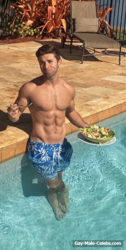Jake Miller Nude And Dick Bulge Underwear Pics