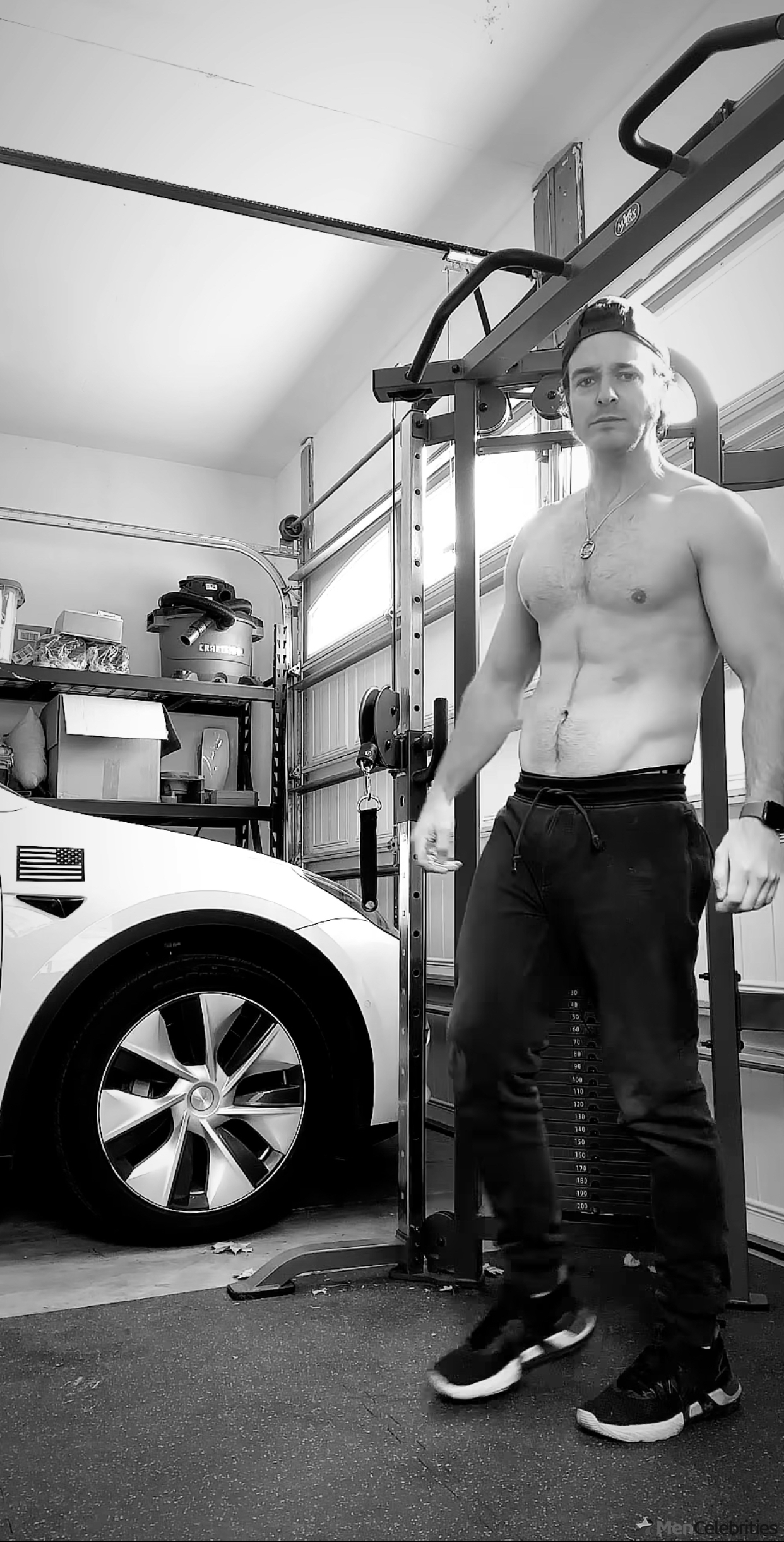 Jake Stormoen shirtless and hot selfie pics