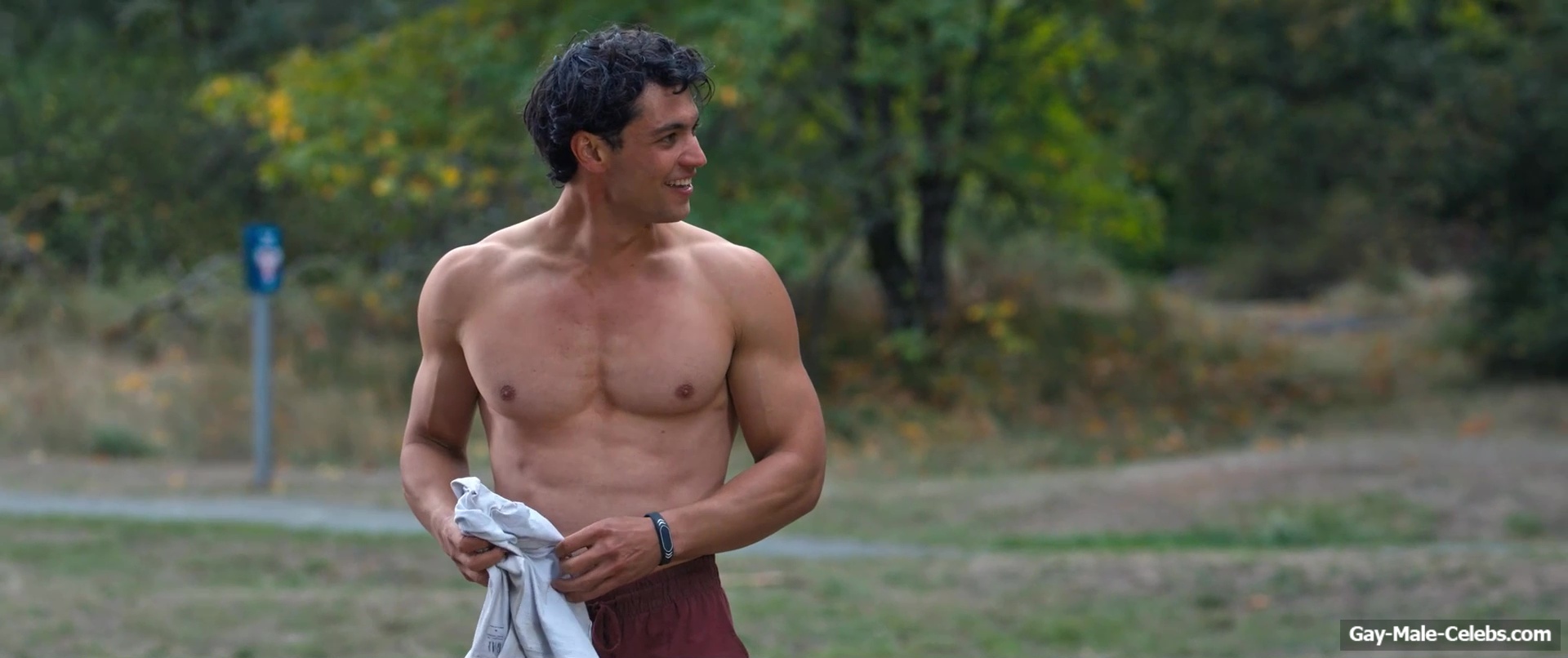 Kyle Clark Shows Nude Muscle Torso In Crew Girl