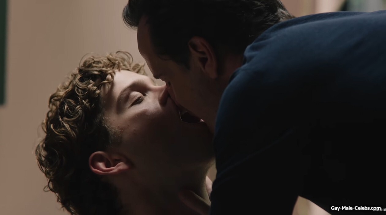 Leo Reich and Andrew Scott Hot Gay Scenes in It Gets Worse